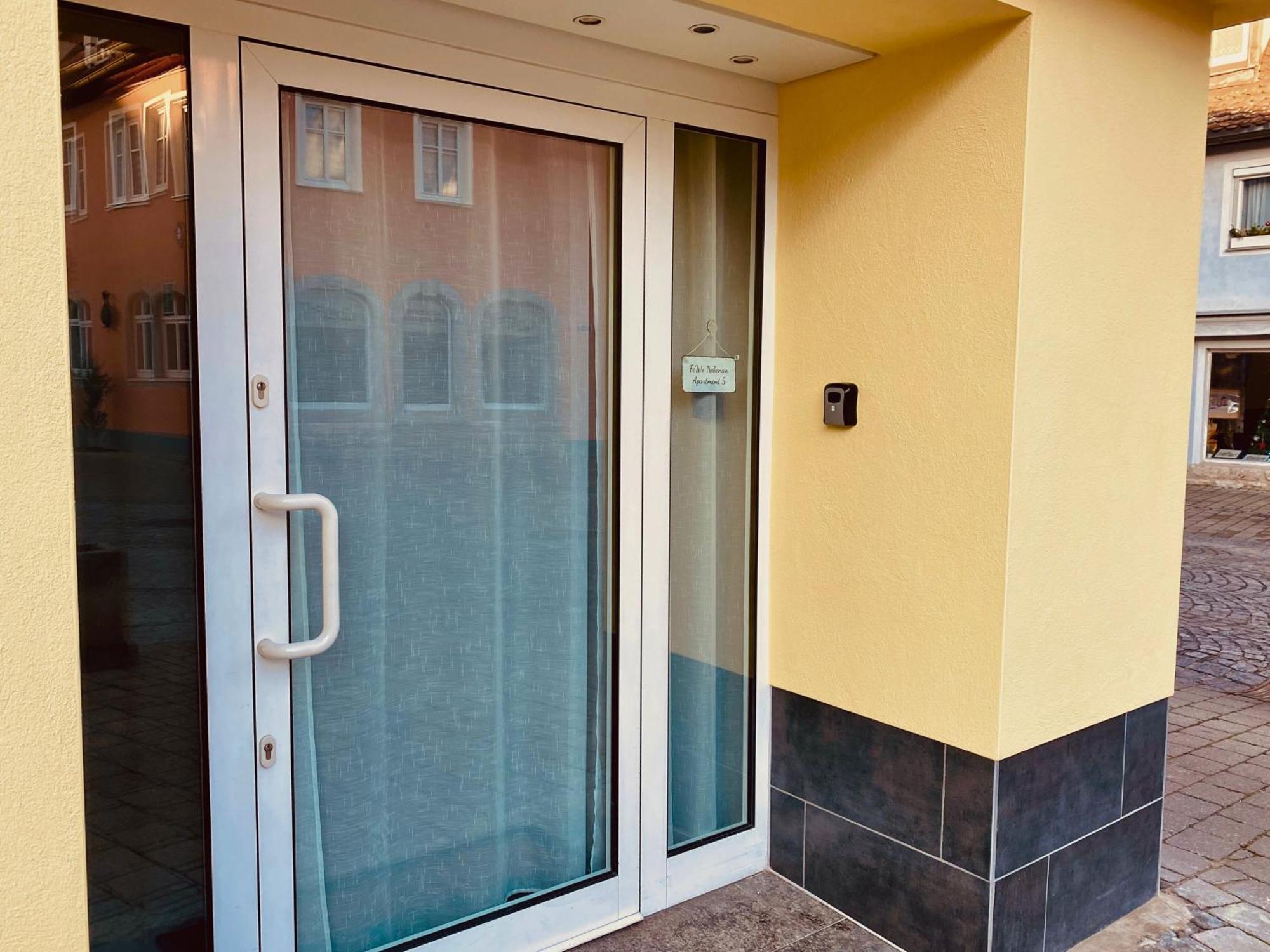 Nebenan Apartment